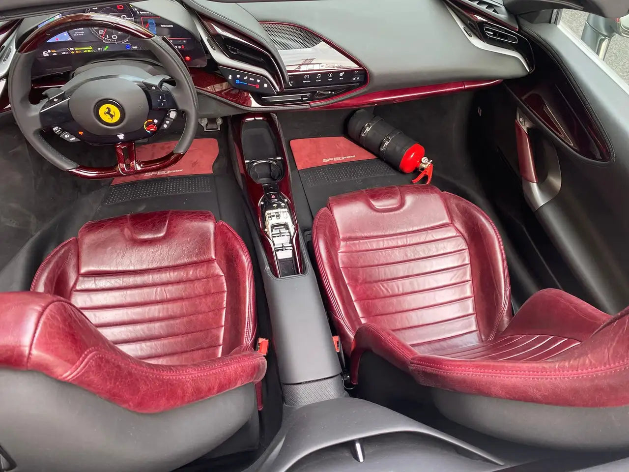 Ferrari SF90 Spider 