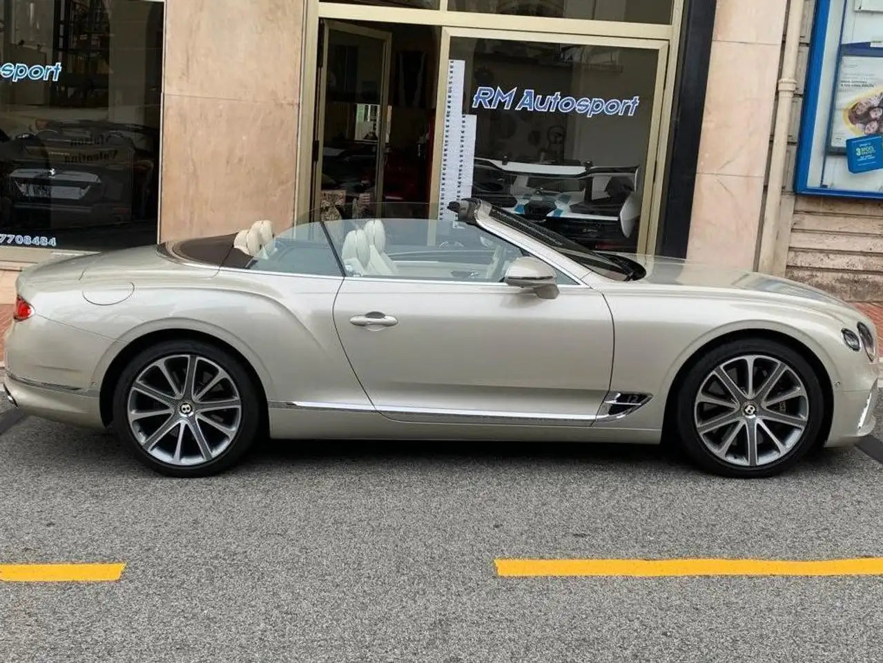 Bentley Continental GTC W12
