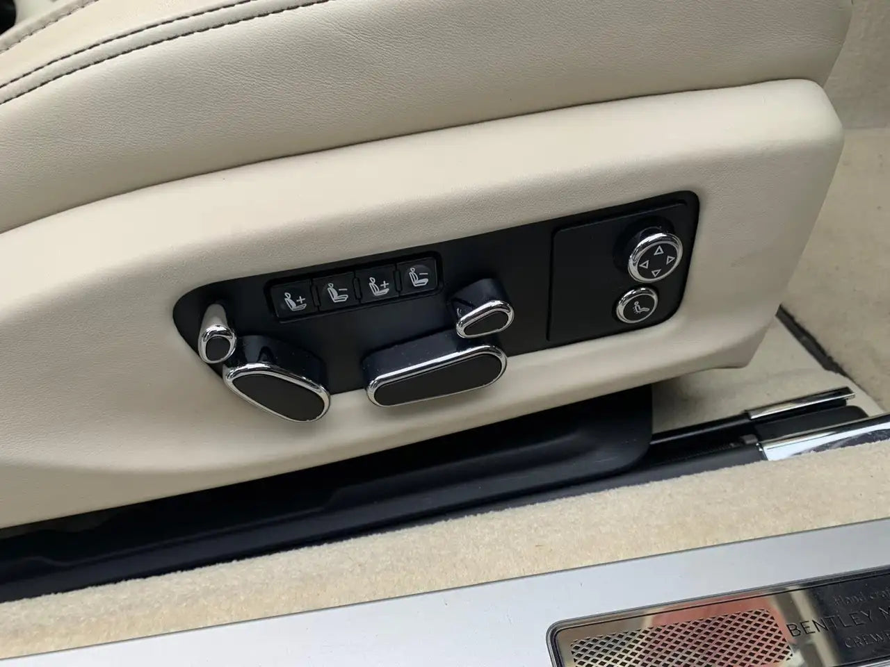 Bentley Continental GTC W12