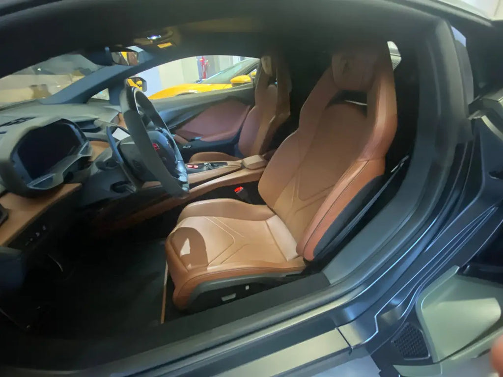 Lamborghini Revuelto – 2024