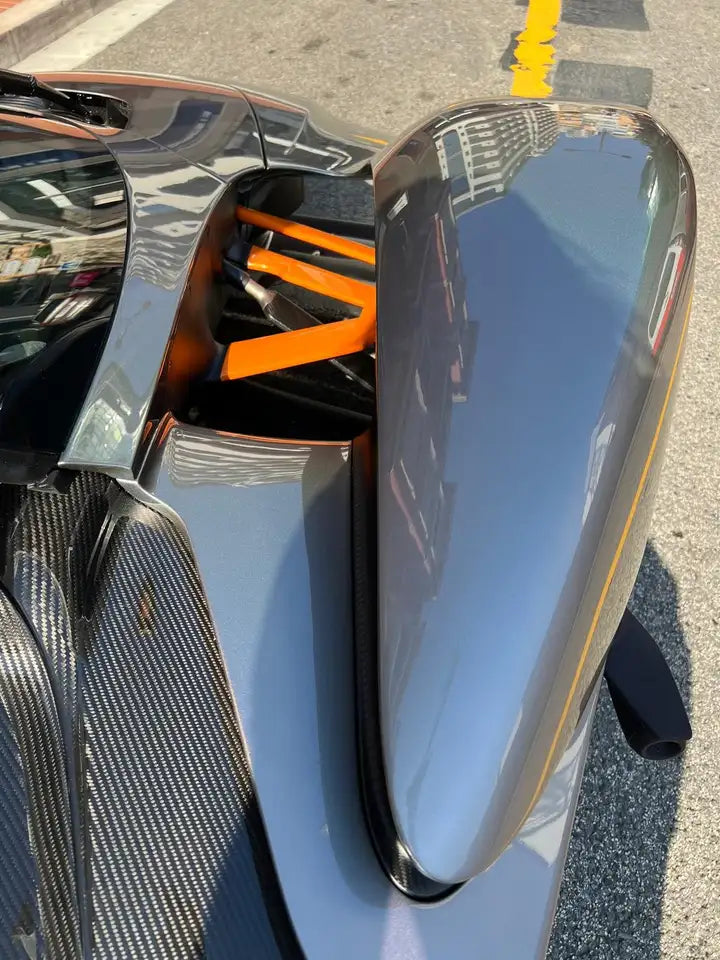 Aston Martin Valkyrie – 2024