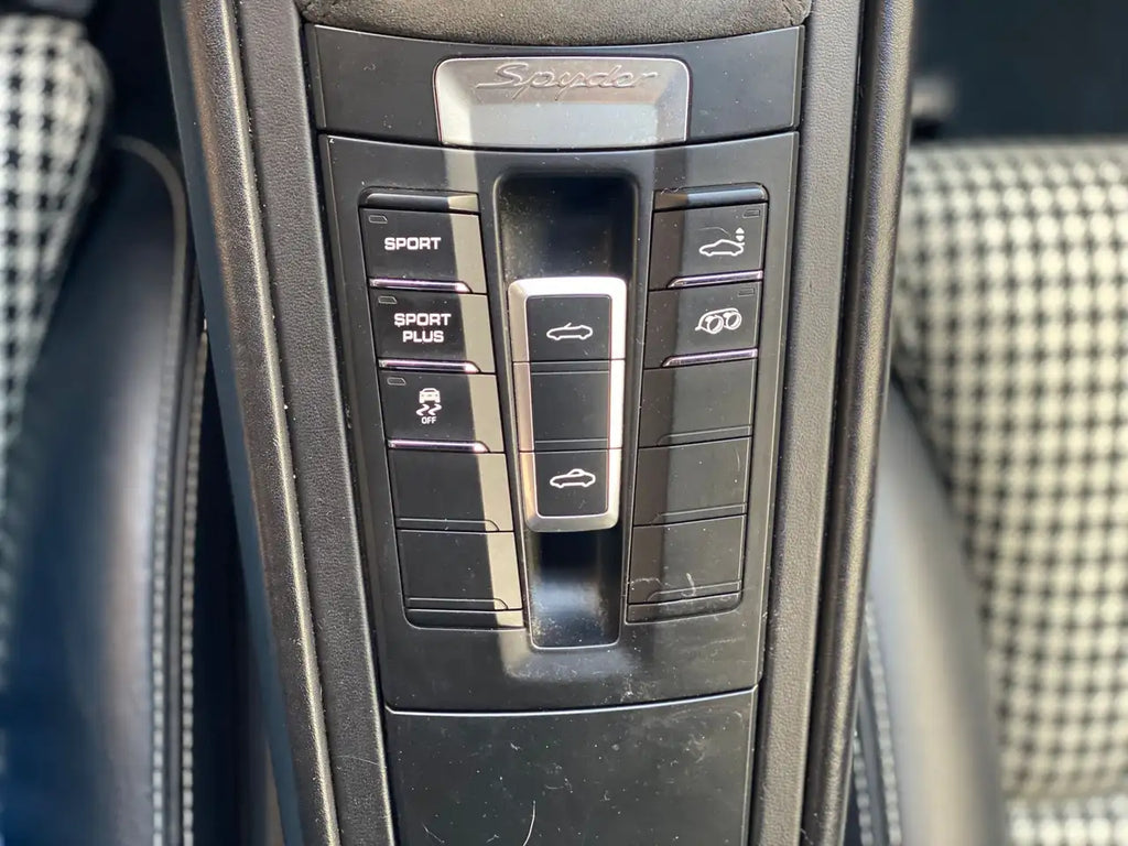 Porsche Boxster 981 Spyder - 2016