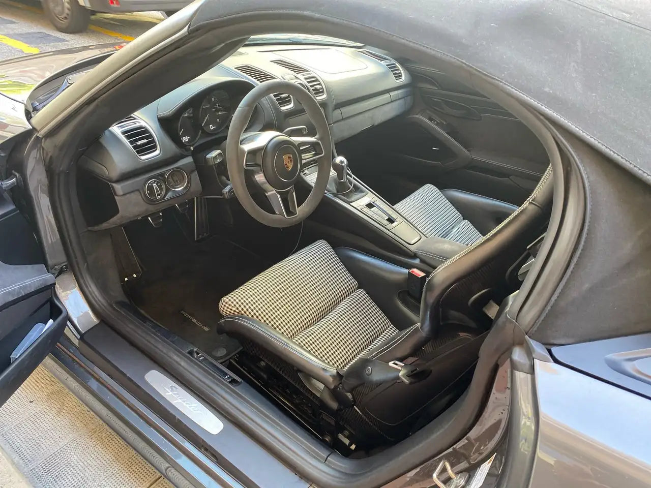 Porsche Boxster 981 Spyder - 2016