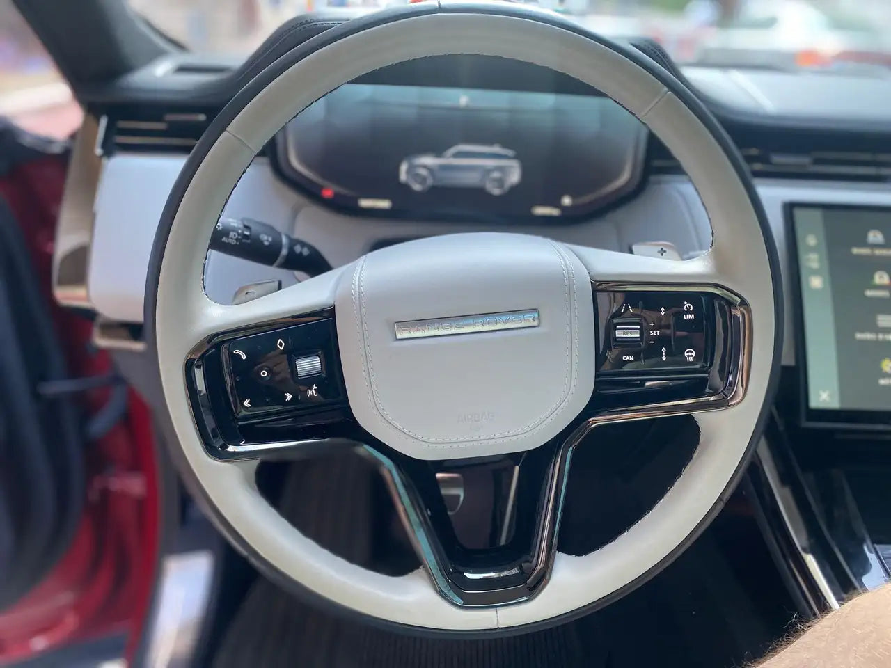 Land Rover Range Rover Sport P550e Autobiography – 2023