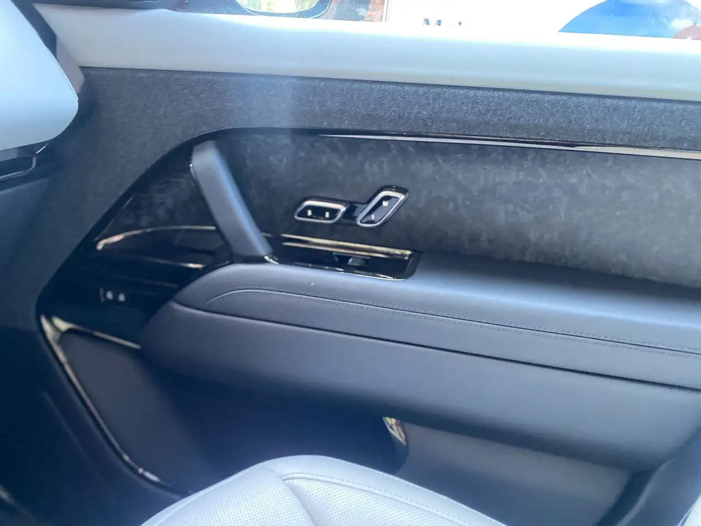 Land Rover Range Rover Sport P550e Autobiography – 2023